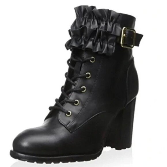 BETSEY JOHNSON Alleexis Bootie - Picture 1 of 16